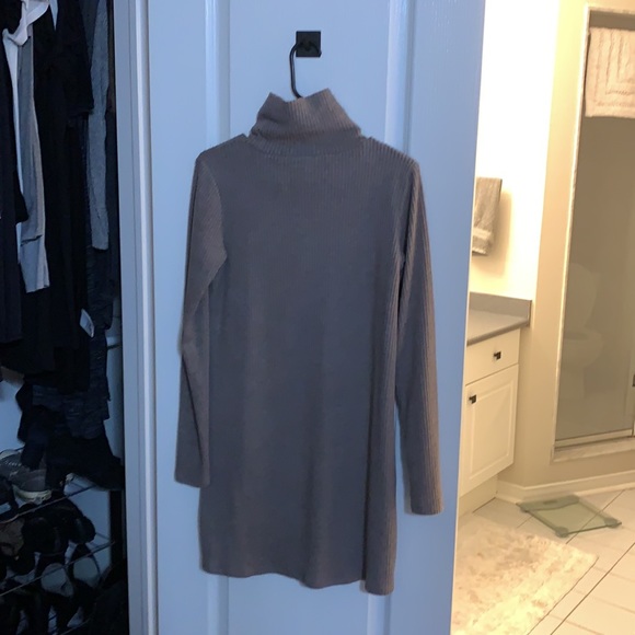 BABATON TURTLE NECK DRESS - Picture 3 of 4